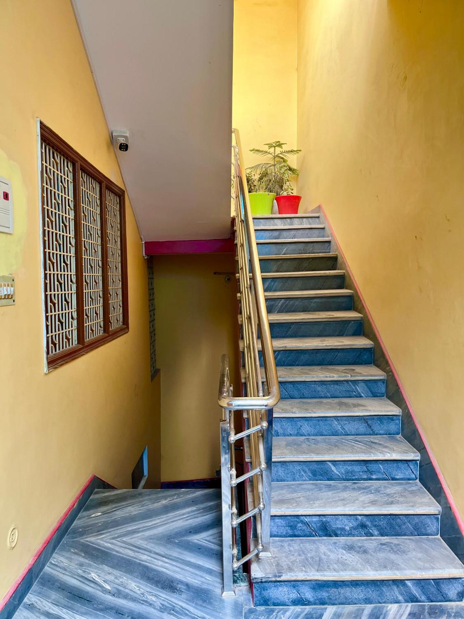Trilok Residency - Dashashwamedh Варанаси Екстериор снимка