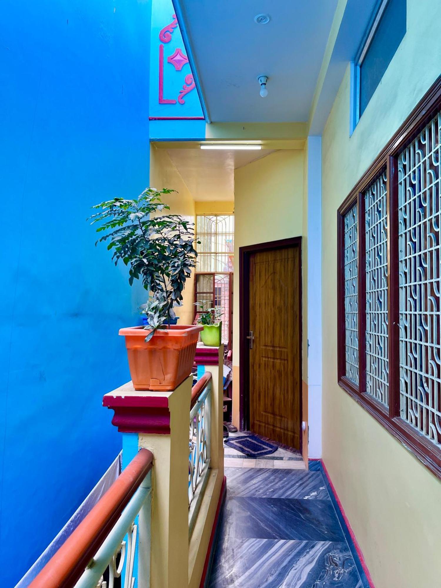 Trilok Residency - Dashashwamedh Варанаси Екстериор снимка