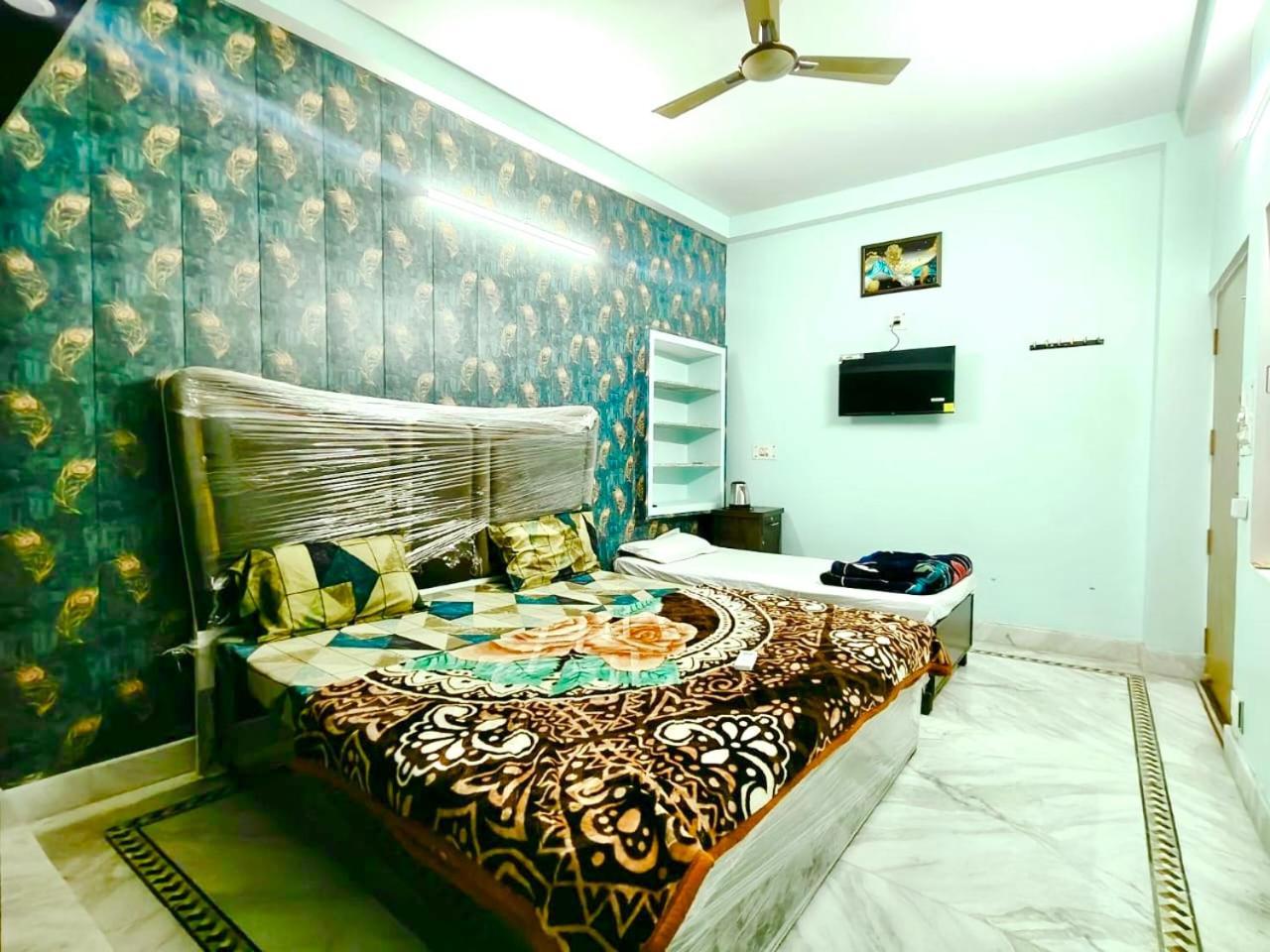 Trilok Residency - Dashashwamedh Варанаси Екстериор снимка
